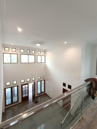 Dijual Rumah di Jalan Moh. Kahfi Raya, Jagakarsa,