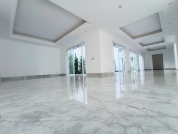 Dijual Rumah di Jl Niaga Hijau Raya, Pondok Indah, Jakarta Selatan