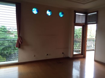 Dijual Rumah di Jln. Permata Hijau, Cidodol , Kebayoran Lama, Jakarta Selat