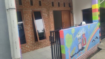 Dijual rumah dekat stasiun, kampus, dan jalan tol di Lenteng Agung Jakarta 