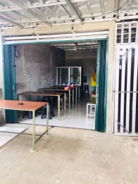 Dikontrakan ruko lokasi sangat strategis wilayah cakung jakarta timur.