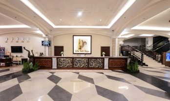 HOTEL MEWAH BINTANG 4 DI JOGJA, HANYA 4 MENIT KE TERMINAL JOMBOR