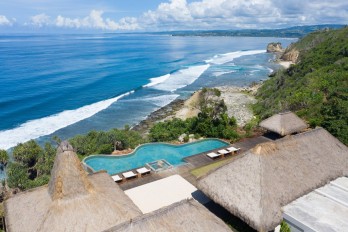 Jual Hotel Villa di Daerah Hoba Wawi Sumba Barat Pinggir Pantai