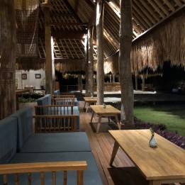 Jual Hotel Villa di Daerah Hoba Wawi Sumba Barat Pinggir Pantai