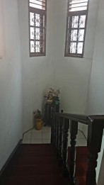 Jual harga terjangkau Rumah 2 lantai wilayah pondok gede bekasi