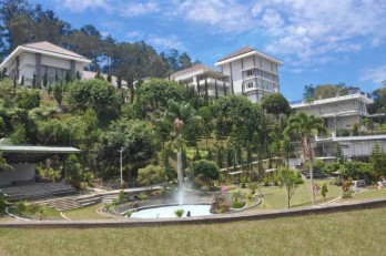RESORT FURNITURE EKSKLUSIF HARGA EKSKLUSIF DI TAWANGMANGU JAWA TENGAH.