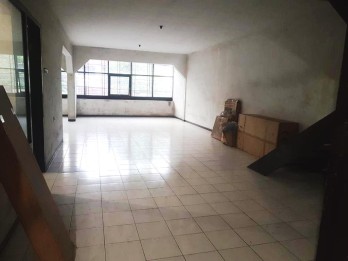 Ruko 2 Lantai Dijual Jl Gatot Subroto Blimbing