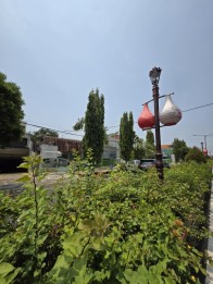 TANAH ADA BANGUNAN HARGA EKSKLUSIF DI TAMAN KOTA MADIUN.