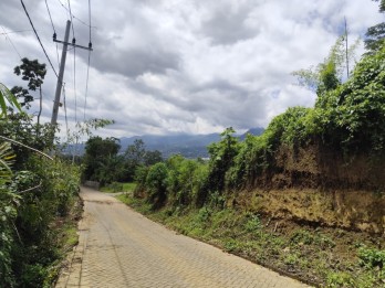 TANAH KEBUN SUBUR SETRATEGIS HARGA BAGUS DI GIRIPURNO KOTA BATU.J