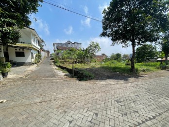 Tanah Luas Askes Mudah Dijangkau Dari Pusat Keramaian Kota Batu