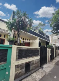 Rumah sangat stratgeis lantai 2 di Kontrakan wilayah Pisangan Baru Matraman