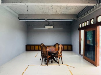 DIJUAL RUMAH 2 LANTAI