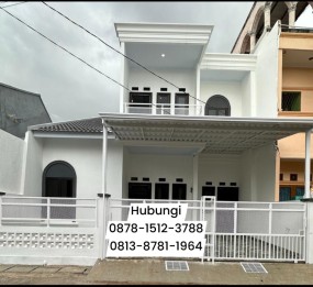 *DIJUAL RUMAH 2 Lantai model Klasik Modern* Perum