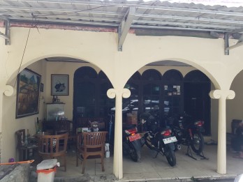 Dijual Cepat Rumah di Lokasi Strategis, Jalan Tampomas, Sampangan, Semarang