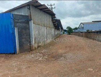 Dijual Gudang Luas 1200 m2 di Salembaran, Kab.