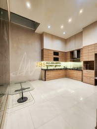 Dijual Ruko 3,5 Tingkat di Komplek Cemara Asri Jalan Bahagia