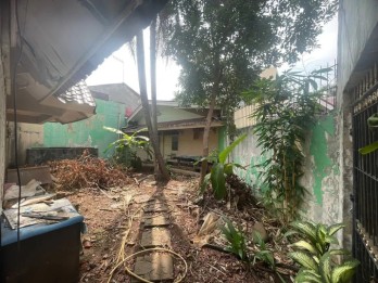 Dijual Rumah Kosong di Komplek Taman Bromo Kelapa Dua
