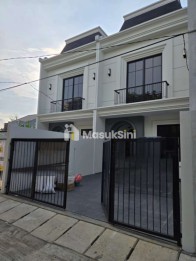 Dijual Rumah di Jl.Penyelesaian Tomang, Meruya