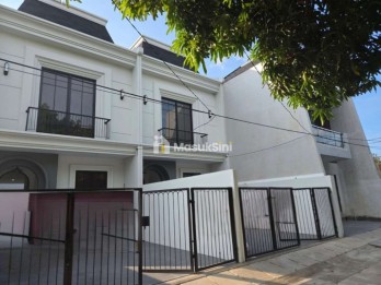 Dijual Rumah di Jl.Penyelesaian Tomang, Meruya Utara, Kec.Kembangan, Jakart