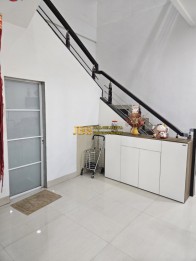Dijual Villa Full Furnish di Komplek Mutiara Residence Jalan Mutiara 5