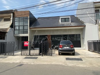 Disewakan Ruko Minimalis Industrial Bagus Untuk Usaha/ Kantor, Sayap Jalan 