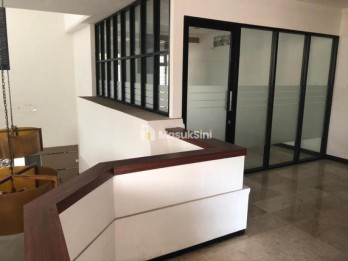 Ruang Usaha Strategis di Klojen Malang Kota GMK00159