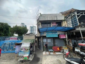 Ruko Siap Pakai di Jalan Raya Pramuka Daerah Senen Jakpus