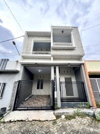 Rumah mewah 2 lantai harga terjangkau di kaliwates jember