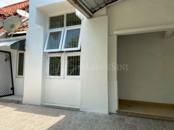 Sewa Rumah Terawat di Citraland, Dekat dengan Fasilitas Umum