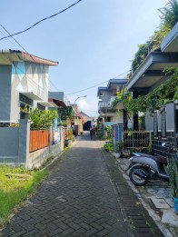 Tanah Luas Di Tengah Pemukiman Dekat Fasum Masjid Putih Kota Batu