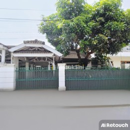 RUMAH ANTIK 1 LANTAI LOKASI STRATEGIS