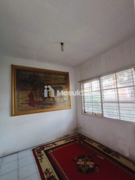 RUMAH ANTIK 1 LANTAI LOKASI STRATEGIS