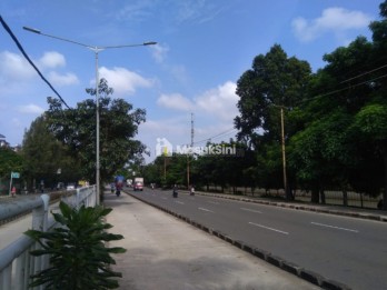 Turun Harga, Dijual di bawah NJOP Tanah di Jl. Daan Mogot Km 16.5 Semanan