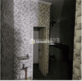 Dijual Ruko 3 Lantai di Komplek Perumahan Taman