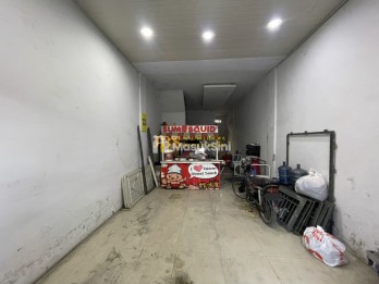 Dijual Rumah 2 Tingkat di Komplek Bandar Selamat