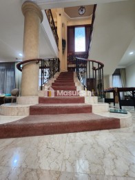 Dijual Rumah Mewah di Pondok Indah, Jakarta Selatan