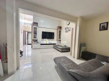 Dijual Rumah Semi Furnished di Villa Puncak Tidar Malang