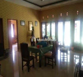 Dijual Rumah di Perumahan Nur Az Islami, Jakarta Timur