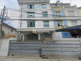 Jual Gedung Kantor Strategis di Pasar Baru, Jakarta Pusat