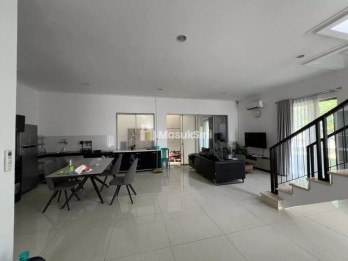 Jual Rumah Mewah Minimalis di PIK Piano Golf Kota Jakarta Utara