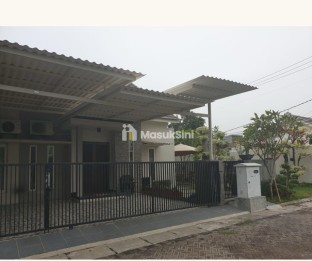 Jual Rumah Nyaman di Taman Riviera Regency,