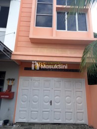 Jual Townhouse 2,5 Tingkat di Komplek Durung
