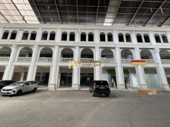 Jual/Sewa Ruko Mewah 3 Tingkat di Komplek CBD