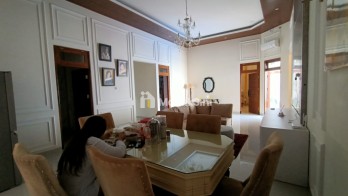 RUMAH MEWAH STRATEGIS DI SOLO