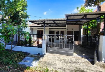 RUMAH NYAMAN DEKAT KOTA BATU BARU RENOV DAN TANAH