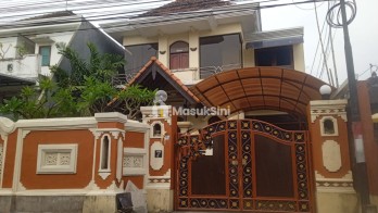 Rumah 2 lantai jalan palapa