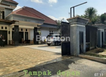 Rumah luas, area tengah kota Malang