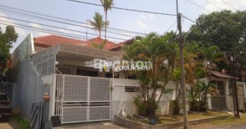 Rumah nyaman, area tengah kota Malang
