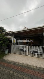 RUMAH MINIMALIS 2 CARPORT LOKASI STRATEGIS