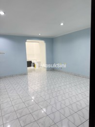 Turun Harga, Dijual Cepat dibawah NJOP Rumah di Perumahan Daan Mogot Baru